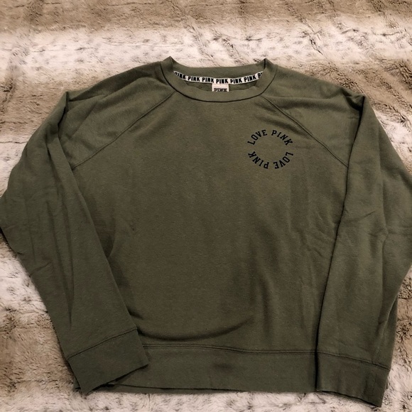 Crew - Picture 2 of 2